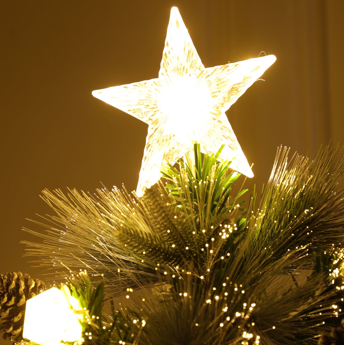 Árbol de Navidad Aldea Encantada Estrellado con Fibra Óptica – Colección Exclusiva de Lujo · Edición Limitada