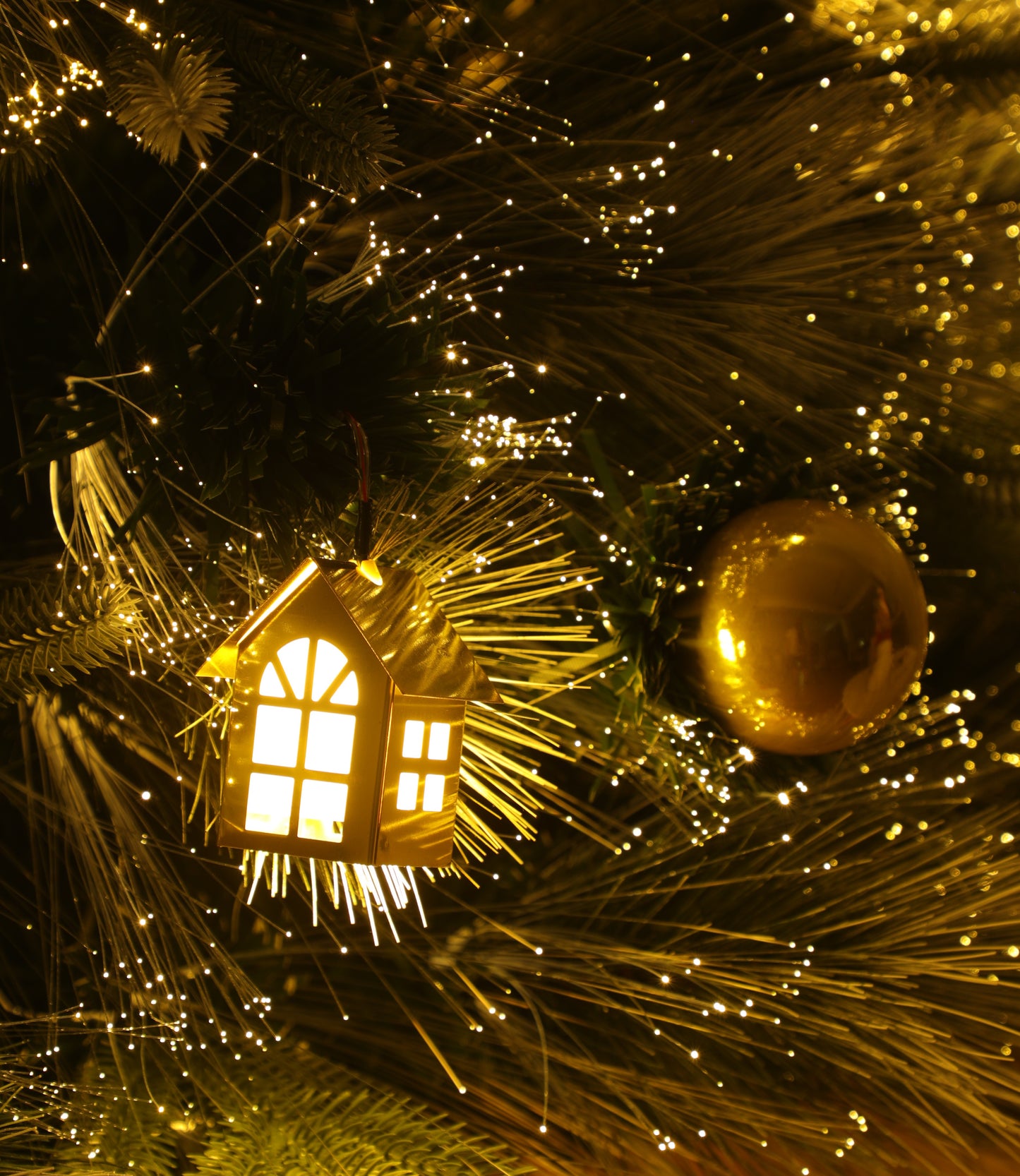 Árbol de Navidad Aldea Encantada Estrellado con Fibra Óptica – Colección Exclusiva de Lujo · Edición Limitada