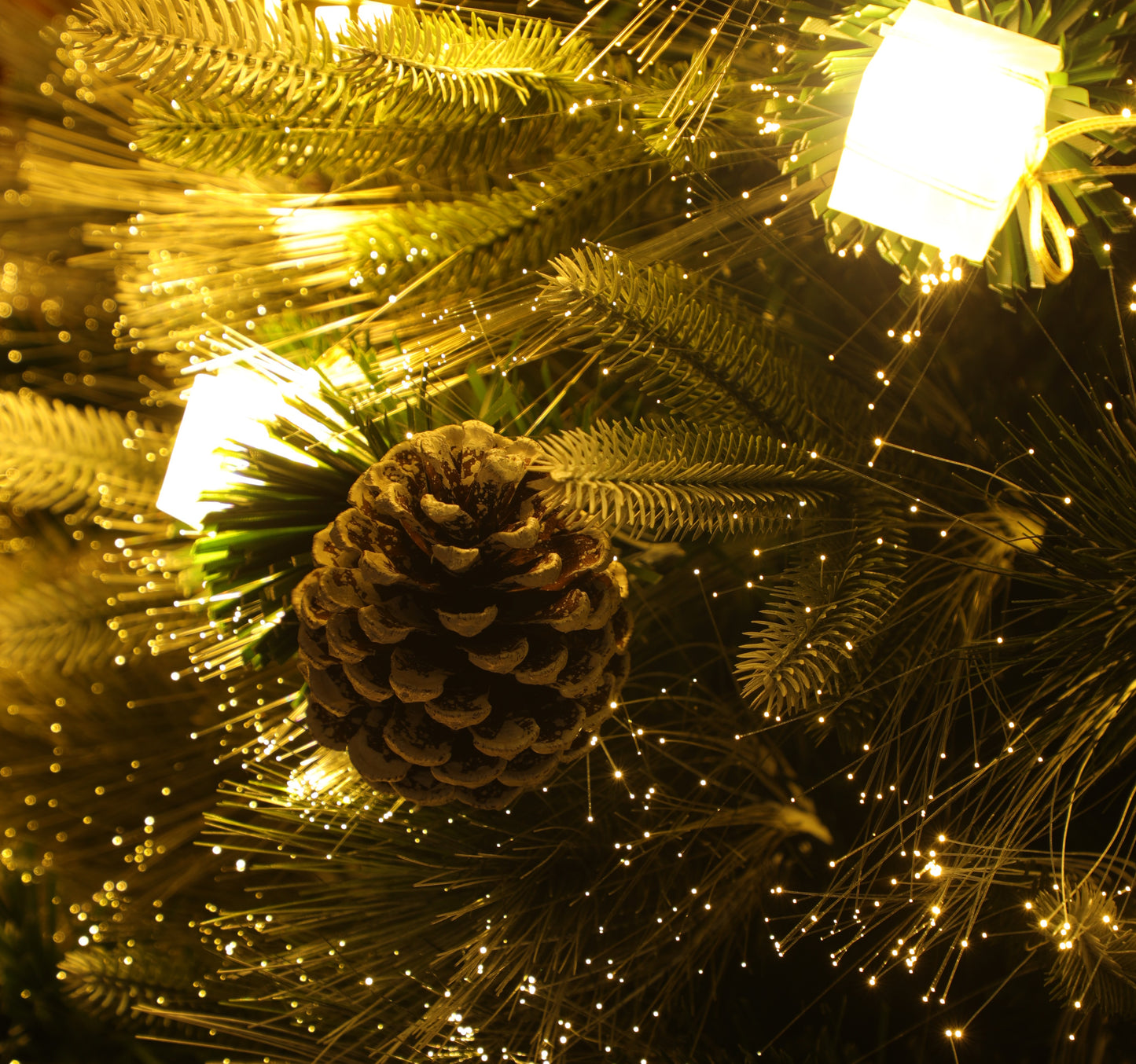 Árbol de Navidad Aldea Encantada Estrellado con Fibra Óptica – Colección Exclusiva de Lujo · Edición Limitada