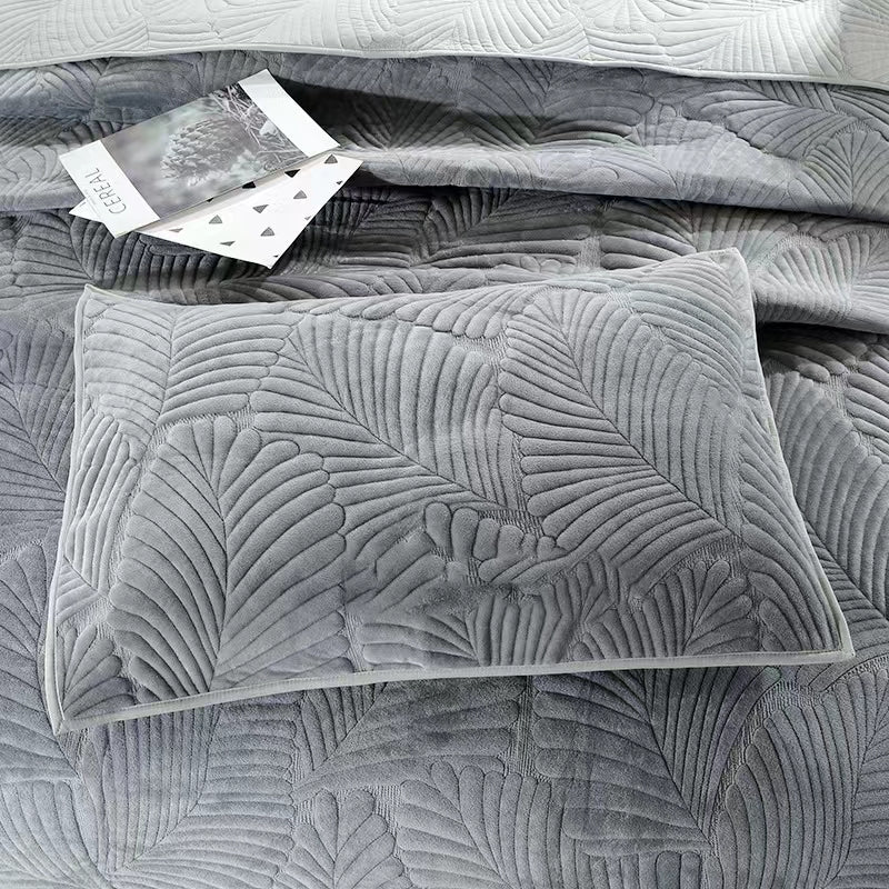 Cubrecama invierno El nuevo Terciopelo 3D Acolchado ultrasónico 2plaza 3ps