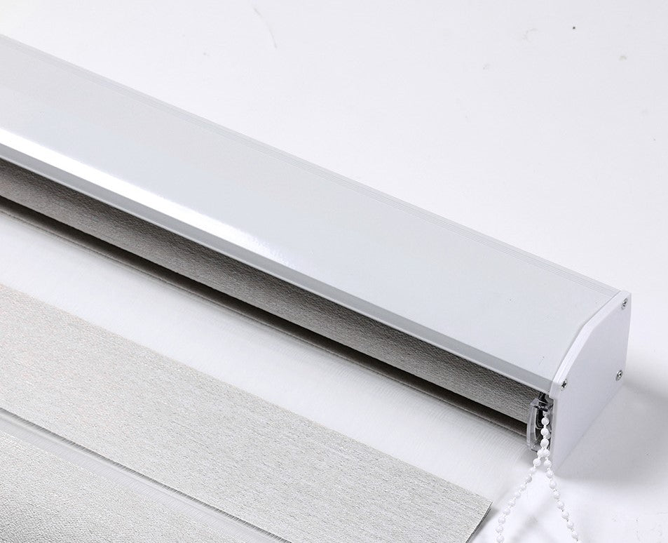 Cortina Roller Duo 100% Blackout  Riel de aluminio resistente, tela de chenilla impermeable.