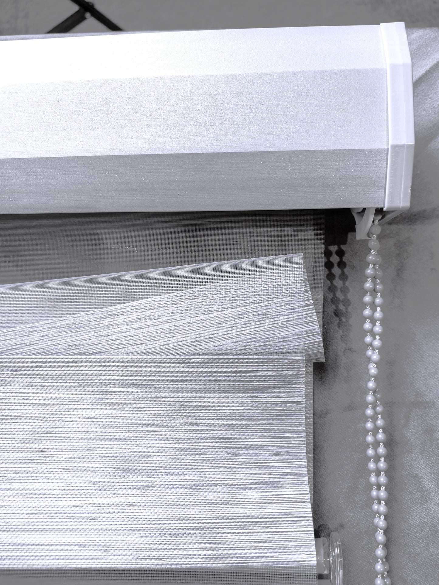 Cortina Roller Duo 805 Blackout Cenefa Aluminio Curvada Imitación de lino