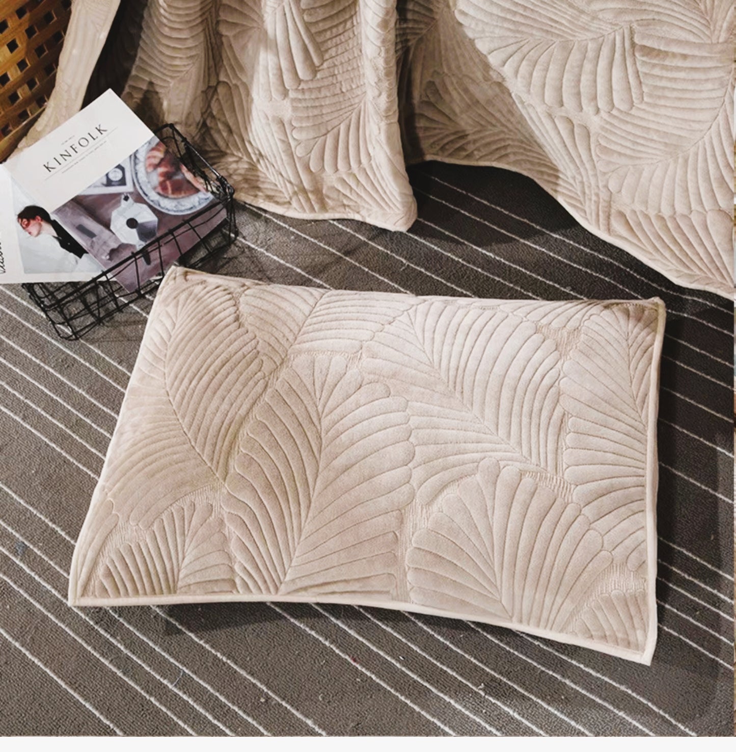 Cubrecama invierno El nuevo Terciopelo 3D Acolchado ultrasónico  2plaza 3ps